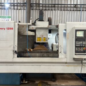 Centro de Usinagem CNC Romi D1250 com 4º Eixo – Ano 2005 – Siemens