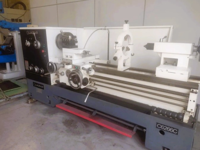 Torno Horizontal Quazar C6266C/2000 – 660 mm x 1500 mm - Imagem 3