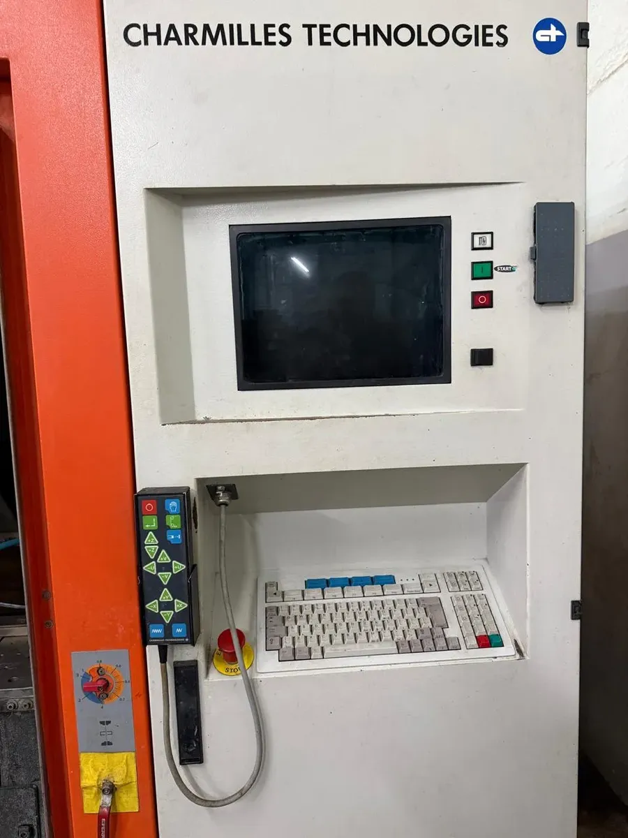 Eletroerosão a Fio Charmilles Robofil 190 Made in Suíça - Imagem 3