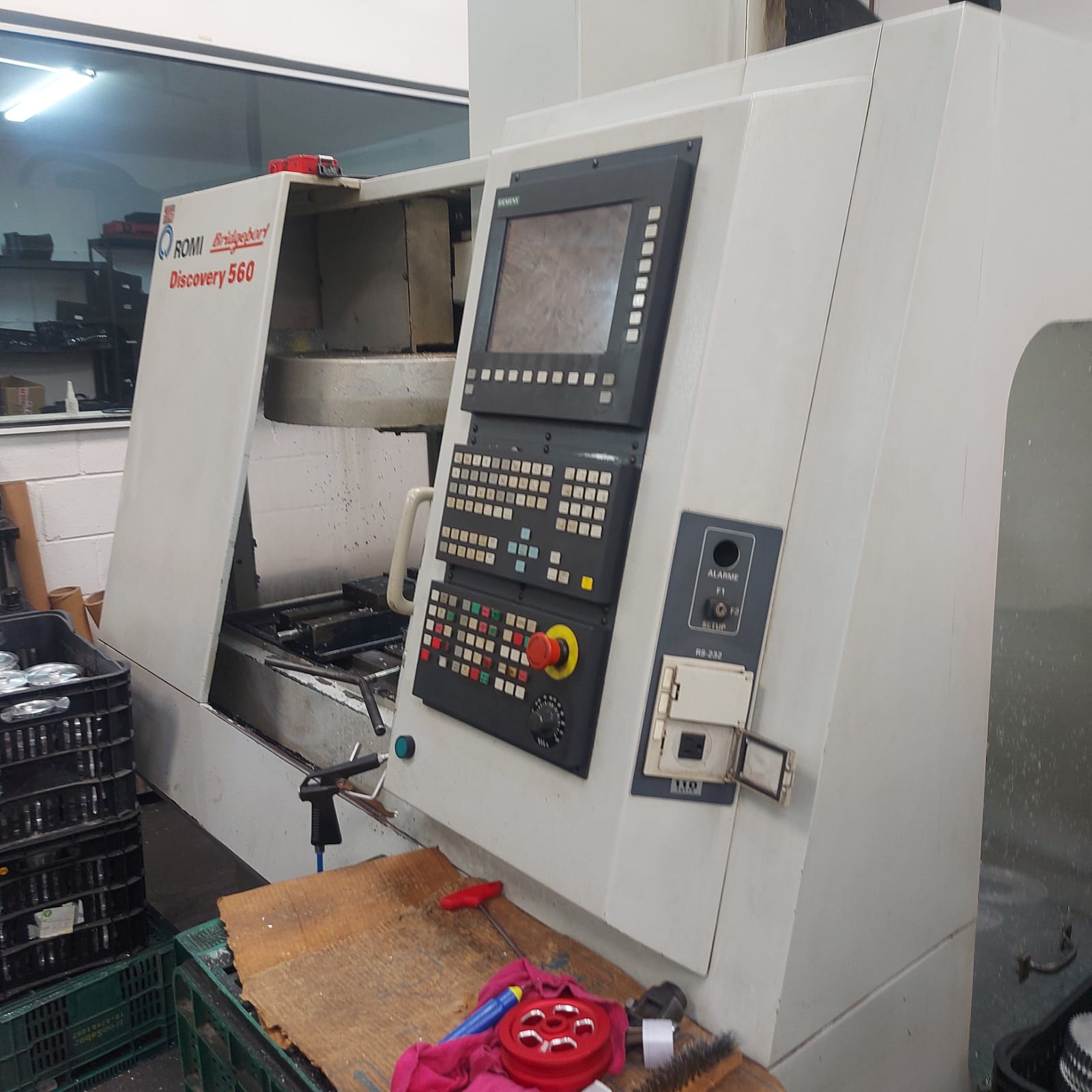 Centro de Usinagem CNC Romi Discovery 560 Siemens 560 x 406 x 508 mm Reformado - Imagem 5