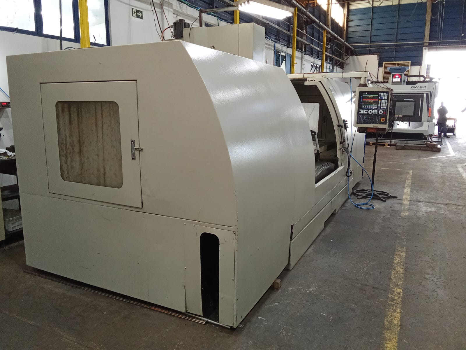 centro de usinagem CNC Travis